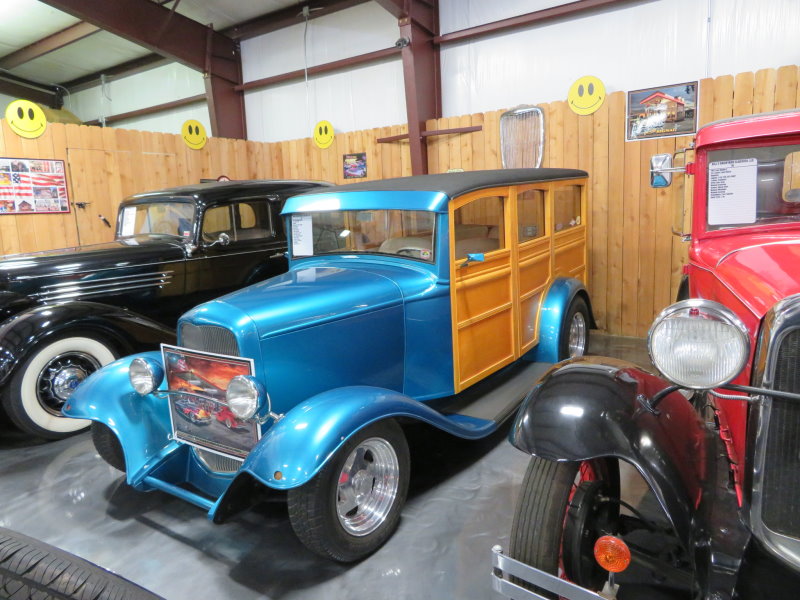 Cars in Bill's Backyard Classics, Amarillo. '32 Ford Woody Wagon